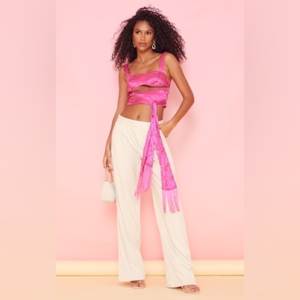 Pretty Little Thing Pink Satin Crop Top Nwt Size 4 - Picture 4 of 5